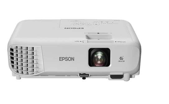 Epson EB X05 3300 lumens XGA projector | Techyshop Nairobi Kenya Epson EB X05 3300 lumens XGA projector | Techyshop Nairobi Kenya